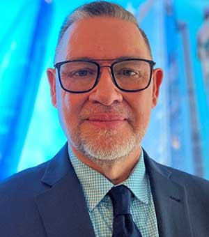 photo of Iain Hay