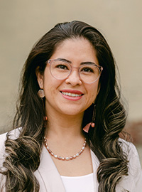 Dr Perla Guarneros