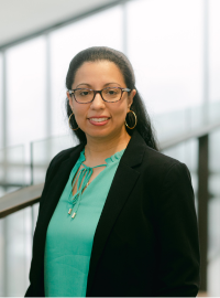 Dr Claudia Orellana-Farias