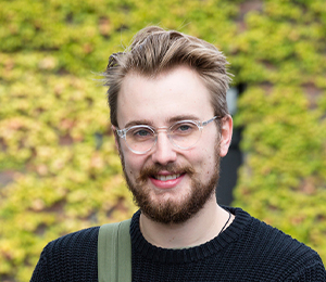 Louis-Kuhlmann-BA-student-300x260