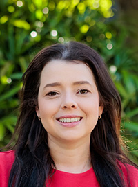 <strong>Louisa Jones</strong>