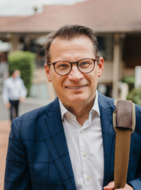 Dr Paul Kidson
