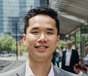 Vinston-Fungsi-MBA-student-300x260