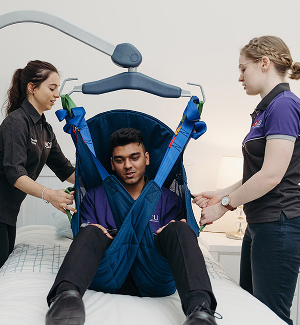 ACU students simulate an occupational therapy treatment