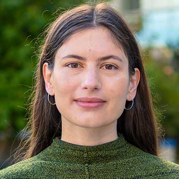 photo of Stefani Vasil