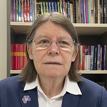 Associate Professor Gloria Stillman