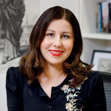 Photo of Sarah Bendall