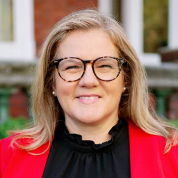 Photo of Dr Betty Frino 