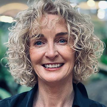 Dr Kim Rowston