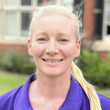 Dr Nicki Brake