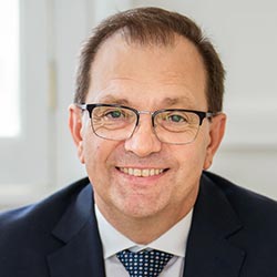 Professor Zlatko Skrbis 