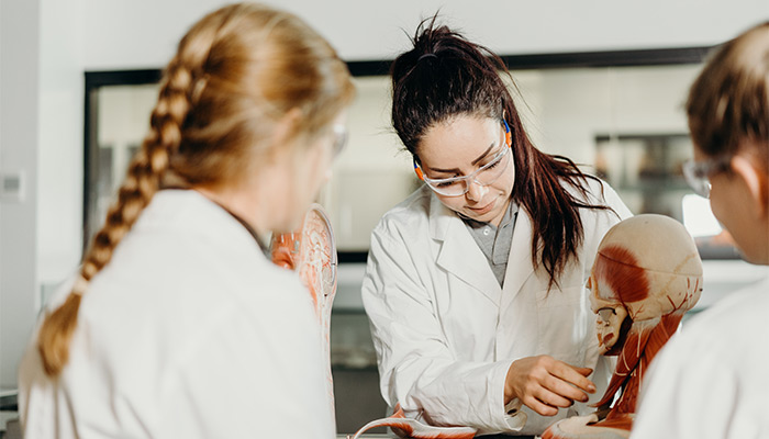 ACU Become A Biomedical Scientist Study Biomedical Science